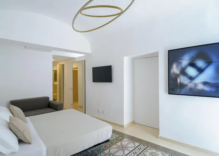 Πανσιόν Sopramonte Exclusive 4*